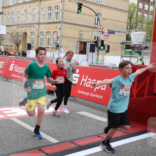 25.04.2026 - Das Zehntel Strokosch-Dieckow http://msf.ph/oto/9626339 25.04.2026 10:52:40 Ziel 5484, 5782, 5820, 6078, 6136, 6424, 7208, 7300, 7603, 7700, 7721, 7897, 7957, 7963 meine-sportfotos.de
