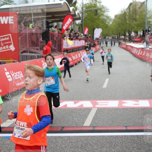 25.04.2026 - Das Zehntel Strokosch-Dieckow http://msf.ph/oto/9626342 25.04.2026 10:49:34 Ziel 5425, 6104, 6326, 6407, 7381, 7385, 7547, 7747, 7982, 8025 meine-sportfotos.de