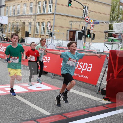 25.04.2026 - Das Zehntel Strokosch-Dieckow http://msf.ph/oto/9626393 25.04.2026 10:52:40 Ziel 5484, 5782, 5820, 6078, 6136, 6424, 7208, 7300, 7603, 7700, 7721, 7897, 7957, 7963 meine-sportfotos.de