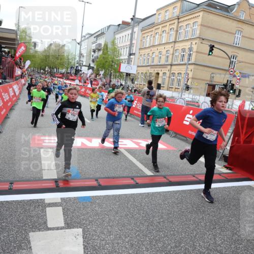 25.04.2026 - Das Zehntel Strokosch-Dieckow http://msf.ph/oto/9626420 25.04.2026 10:59:11 Ziel 5153, 5159, 5185, 5212, 5366, 5532, 5556, 5568, 5609, 5731, 5757, 5850, 5862, 6347, 6576, 6600, 6723, 6741, 6802, 6843, 7144, 7301, 7318, 7356, 7414, 7417, 7516, 7520, 7565, 7673, 7677 meine-sportfotos.de