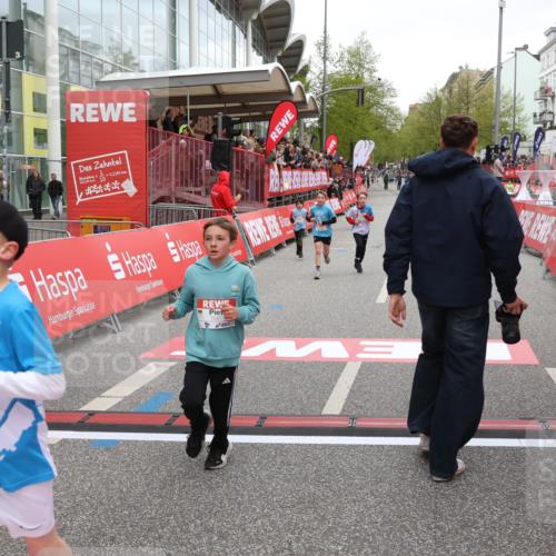 25.04.2026 - Das Zehntel Strokosch-Dieckow http://msf.ph/oto/9626440 25.04.2026 10:49:37 Ziel 6104, 6326, 6407, 7381, 7385, 7547, 7747, 7753, 8025 meine-sportfotos.de