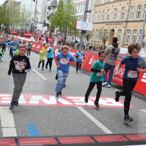 25.04.2026 - Das Zehntel Strokosch-Dieckow http://msf.ph/oto/9626446 25.04.2026 10:59:10 Ziel 5153, 5159, 5185, 5212, 5366, 5568, 5609, 5731, 5757, 5850, 5862, 6347, 6576, 6600, 6681, 6741, 6802, 6843, 7144, 7301, 7318, 7414, 7417, 7516, 7565, 7673, 7677 meine-sportfotos.de
