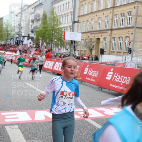 25.04.2026 - Das Zehntel Strokosch-Dieckow http://msf.ph/oto/9626535 25.04.2026 10:52:37 Ziel 5484, 5782, 5820, 5823, 6078, 6424, 7103, 7208, 7300, 7332, 7603, 7700, 7721 meine-sportfotos.de