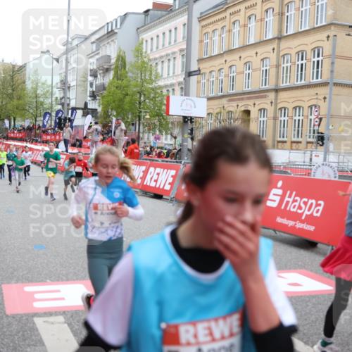 25.04.2026 - Das Zehntel Strokosch-Dieckow http://msf.ph/oto/9626541 25.04.2026 10:52:37 Ziel 5484, 5782, 5820, 5823, 6078, 6424, 7103, 7208, 7300, 7332, 7603, 7700, 7721 meine-sportfotos.de