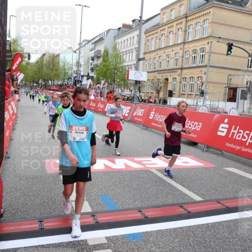 25.04.2026 - Das Zehntel Strokosch-Dieckow http://msf.ph/oto/9626644 25.04.2026 10:52:35 Ziel 5089, 5484, 5526, 5551, 5782, 5820, 5823, 6078, 6424, 7103, 7208, 7300, 7332, 7388, 7700, 7721 meine-sportfotos.de