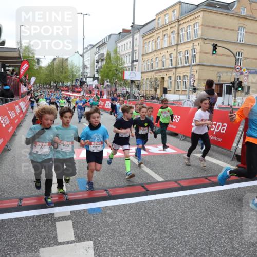 25.04.2026 - Das Zehntel Strokosch-Dieckow http://msf.ph/oto/9626675 25.04.2026 10:59:08 Ziel 5153, 5159, 5185, 5366, 5568, 5609, 6348, 6576, 6600, 6609, 6681, 6741, 6802, 7301, 7318, 7414, 7417, 7516, 7565, 7673, 7677, 7736, 7755 meine-sportfotos.de