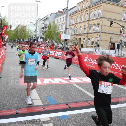 25.04.2026 - Das Zehntel Strokosch-Dieckow http://msf.ph/oto/9626692 25.04.2026 10:52:35 Ziel 5089, 5484, 5526, 5551, 5782, 5820, 5823, 6078, 6424, 7103, 7208, 7300, 7332, 7388, 7700, 7721 meine-sportfotos.de