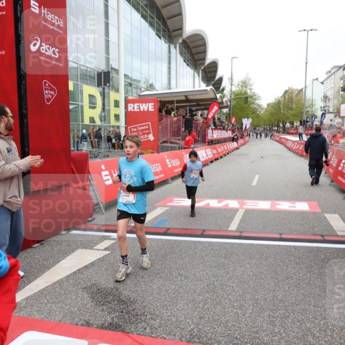 25.04.2026 - Das Zehntel Strokosch-Dieckow http://msf.ph/oto/9626709 25.04.2026 10:49:41 Ziel 5012, 6407, 6913, 7006, 7547, 7664, 7747, 7748, 7753, 8025 meine-sportfotos.de
