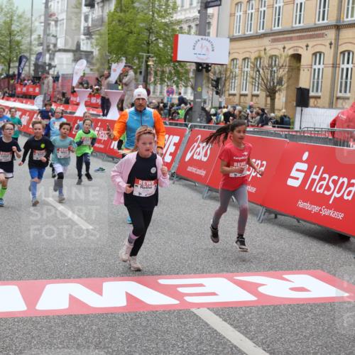 25.04.2026 - Das Zehntel Strokosch-Dieckow http://msf.ph/oto/9626790 25.04.2026 10:59:06 Ziel 5153, 5159, 5568, 5609, 6348, 6574, 6576, 6600, 6609, 6662, 6678, 6681, 6741, 6802, 6837, 7301, 7414, 7417, 7516, 7565, 7680, 7736, 7755 meine-sportfotos.de