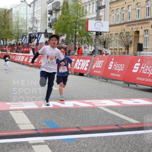 25.04.2026 - Das Zehntel Strokosch-Dieckow http://msf.ph/oto/9626803 25.04.2026 10:50:17 Ziel 5383, 5512, 5579, 5589, 5762, 6327, 6339, 6964, 7619, 7706, 7882, 7939, 7941 meine-sportfotos.de