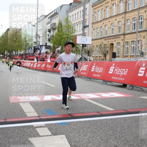 25.04.2026 - Das Zehntel Strokosch-Dieckow http://msf.ph/oto/9626813 25.04.2026 10:50:17 Ziel 5383, 5512, 5579, 5589, 5762, 6327, 6339, 6964, 7619, 7706, 7882, 7939, 7941 meine-sportfotos.de