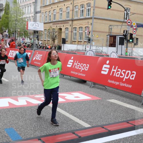 25.04.2026 - Das Zehntel Strokosch-Dieckow http://msf.ph/oto/9626840 25.04.2026 10:52:33 Ziel 5089, 5484, 5526, 5551, 5575, 5782, 5820, 5823, 7100, 7103, 7208, 7254, 7300, 7332, 7388 meine-sportfotos.de