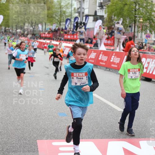 25.04.2026 - Das Zehntel Strokosch-Dieckow http://msf.ph/oto/9626899 25.04.2026 10:52:31 Ziel 5089, 5492, 5526, 5551, 5575, 5823, 6988, 7100, 7103, 7150, 7254, 7332, 7388 meine-sportfotos.de