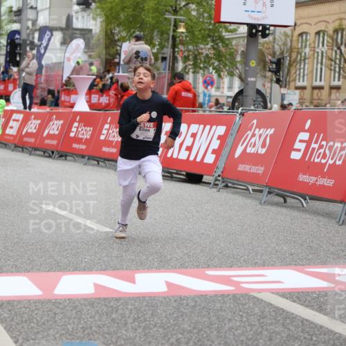 25.04.2026 - Das Zehntel Strokosch-Dieckow http://msf.ph/oto/9626921 25.04.2026 10:50:21 Ziel 5005, 5383, 5577, 5579, 5589, 6327, 6339, 7156, 7619, 7706, 7939 meine-sportfotos.de
