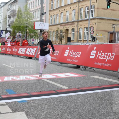 25.04.2026 - Das Zehntel Strokosch-Dieckow http://msf.ph/oto/9626947 25.04.2026 10:50:22 Ziel 5005, 5383, 5577, 5579, 5589, 6327, 6339, 7156, 7619, 7706, 7939 meine-sportfotos.de