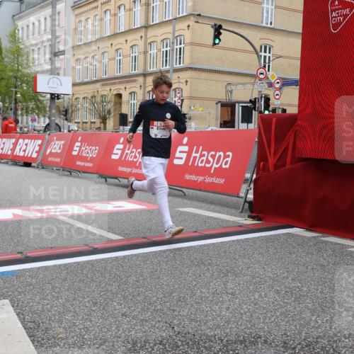 25.04.2026 - Das Zehntel Strokosch-Dieckow http://msf.ph/oto/9626987 25.04.2026 10:50:23 Ziel 5005, 5383, 5577, 6327, 6339, 7156 meine-sportfotos.de