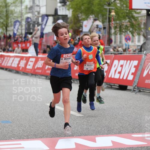 25.04.2026 - Das Zehntel Strokosch-Dieckow http://msf.ph/oto/9627074 25.04.2026 10:50:26 Ziel 5005, 5577, 6075, 6883, 7156 meine-sportfotos.de