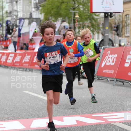 25.04.2026 - Das Zehntel Strokosch-Dieckow http://msf.ph/oto/9627089 25.04.2026 10:50:27 Ziel 5005, 5577, 6075, 6883, 7156 meine-sportfotos.de