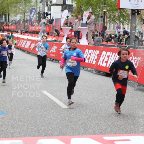 25.04.2026 - Das Zehntel Strokosch-Dieckow http://msf.ph/oto/9627098 25.04.2026 10:59:00 Ziel 5032, 5168, 5206, 5377, 5608, 5616, 5643, 5810, 6348, 6378, 6574, 6609, 6662, 6678, 6837, 6848, 6892, 6893, 6897, 7680, 7915 meine-sportfotos.de