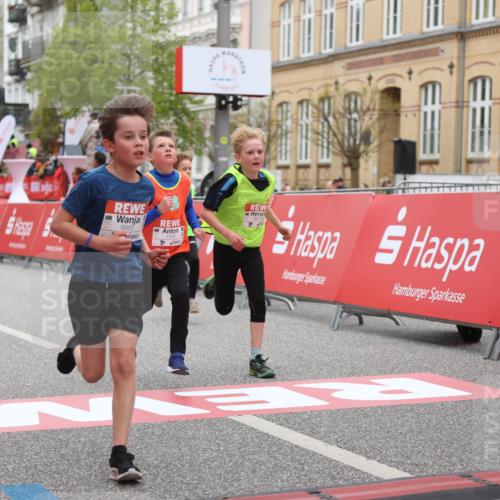 25.04.2026 - Das Zehntel Strokosch-Dieckow http://msf.ph/oto/9627106 25.04.2026 10:50:27 Ziel 5005, 5577, 6075, 6883, 7156 meine-sportfotos.de