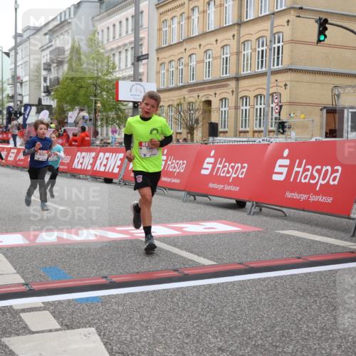 25.04.2026 - Das Zehntel Strokosch-Dieckow http://msf.ph/oto/9627189 25.04.2026 10:50:31 Ziel 5101, 5444, 6042, 6044, 6075, 6248, 6883, 7259, 7408 meine-sportfotos.de
