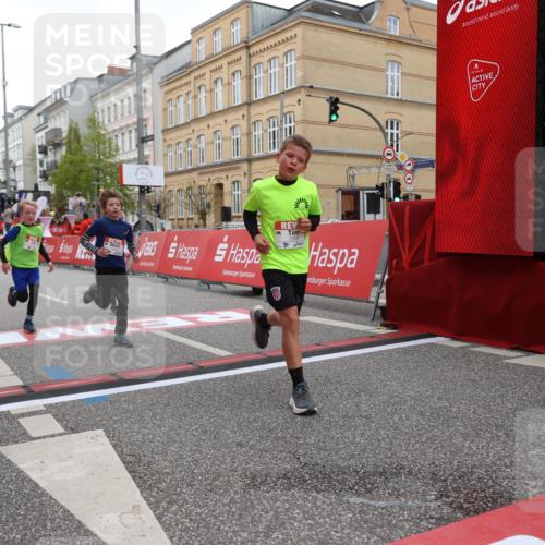 25.04.2026 - Das Zehntel Strokosch-Dieckow http://msf.ph/oto/9627228 25.04.2026 10:50:32 Ziel 5101, 5444, 6042, 6044, 6075, 6248, 6883, 7259, 7408, 7409 meine-sportfotos.de