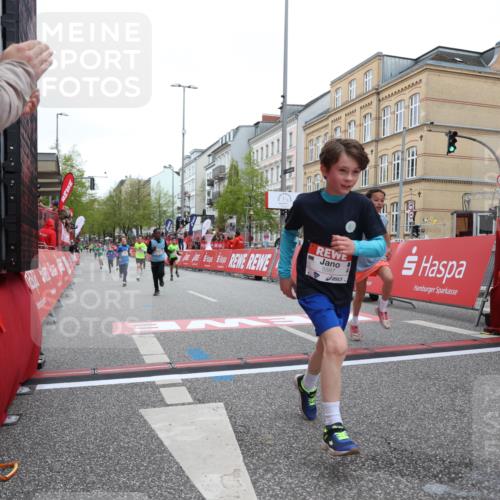 25.04.2026 - Das Zehntel Strokosch-Dieckow http://msf.ph/oto/9627459 25.04.2026 10:50:48 Ziel 6043, 6414, 6684, 7257, 7688, 7929, 8032, 8037, 8040, 8054 meine-sportfotos.de