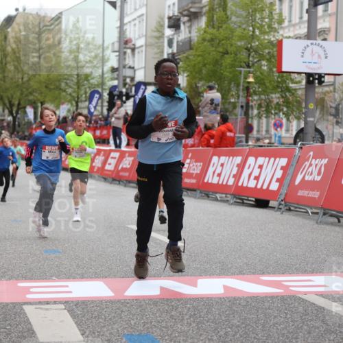 25.04.2026 - Das Zehntel Strokosch-Dieckow http://msf.ph/oto/9627475 25.04.2026 10:50:50 Ziel 5587, 6043, 6141, 6349, 6414, 6710, 7257, 7260, 7688, 8032, 8037, 8040 meine-sportfotos.de