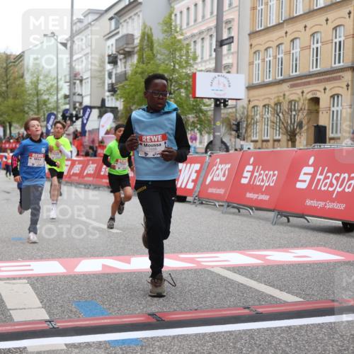 25.04.2026 - Das Zehntel Strokosch-Dieckow http://msf.ph/oto/9627505 25.04.2026 10:50:50 Ziel 5587, 6043, 6141, 6349, 6414, 6710, 7257, 7260, 7688, 8032, 8037, 8040 meine-sportfotos.de
