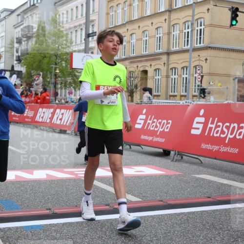 25.04.2026 - Das Zehntel Strokosch-Dieckow http://msf.ph/oto/9627566 25.04.2026 10:50:54 Ziel 5391, 5587, 6000, 6059, 6141, 6349, 6414, 6710, 7260, 7688, 7951 meine-sportfotos.de