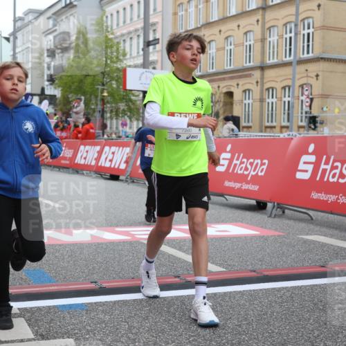 25.04.2026 - Das Zehntel Strokosch-Dieckow http://msf.ph/oto/9627571 25.04.2026 10:50:54 Ziel 5391, 5587, 6000, 6059, 6141, 6349, 6414, 6710, 7260, 7688, 7951 meine-sportfotos.de