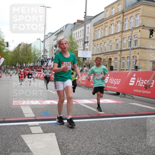 25.04.2026 - Das Zehntel Strokosch-Dieckow http://msf.ph/oto/9627613 25.04.2026 10:50:56 Ziel 5391, 5587, 6000, 6059, 6066, 6141, 6349, 6710, 7260, 7582, 7688, 7951 meine-sportfotos.de