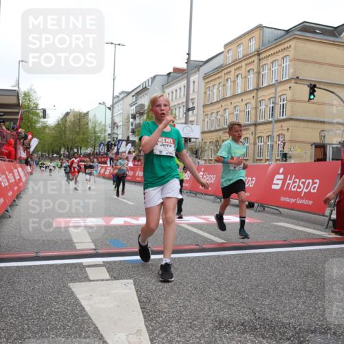 25.04.2026 - Das Zehntel Strokosch-Dieckow http://msf.ph/oto/9627618 25.04.2026 10:50:56 Ziel 5391, 5587, 6000, 6059, 6066, 6141, 6349, 6710, 7260, 7582, 7688, 7951 meine-sportfotos.de