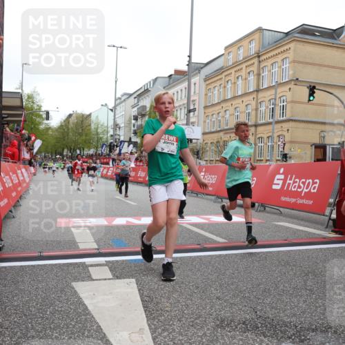 25.04.2026 - Das Zehntel Strokosch-Dieckow http://msf.ph/oto/9627622 25.04.2026 10:50:56 Ziel 5391, 5587, 6000, 6059, 6066, 6141, 6349, 6710, 7260, 7582, 7688, 7951 meine-sportfotos.de