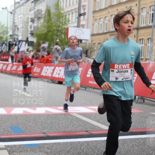 25.04.2026 - Das Zehntel Strokosch-Dieckow http://msf.ph/oto/9627773 25.04.2026 10:51:01 Ziel 6000, 6066, 6119, 6410, 6510, 6525, 6533, 6555, 7393, 7501, 7582, 7951 meine-sportfotos.de