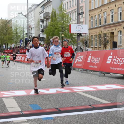 25.04.2026 - Das Zehntel Strokosch-Dieckow http://msf.ph/oto/9627814 25.04.2026 10:51:02 Ziel 6000, 6066, 6119, 6410, 6510, 6525, 6533, 6555, 7393, 7501, 7582 meine-sportfotos.de