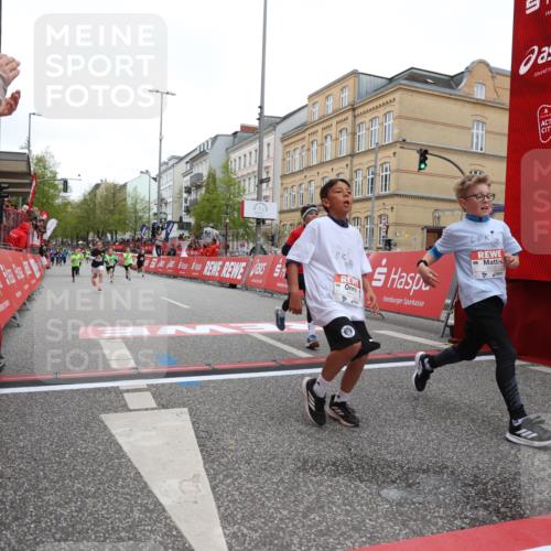 25.04.2026 - Das Zehntel Strokosch-Dieckow http://msf.ph/oto/9627884 25.04.2026 10:51:03 Ziel 6066, 6119, 6410, 6510, 6525, 6533, 6555, 6733, 7393, 7501, 7582 meine-sportfotos.de