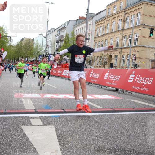 25.04.2026 - Das Zehntel Strokosch-Dieckow http://msf.ph/oto/9627931 25.04.2026 10:51:05 Ziel 5287, 5298, 6119, 6410, 6510, 6525, 6533, 6555, 6733, 7331, 7393, 7501 meine-sportfotos.de