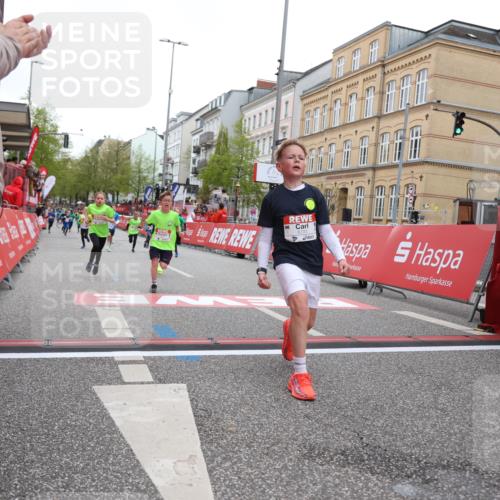 25.04.2026 - Das Zehntel Strokosch-Dieckow http://msf.ph/oto/9627945 25.04.2026 10:51:06 Ziel 5287, 5298, 5482, 6119, 6410, 6496, 6510, 6525, 6533, 6555, 6733, 7331, 7393, 7501 meine-sportfotos.de
