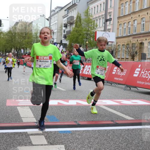 25.04.2026 - Das Zehntel Strokosch-Dieckow http://msf.ph/oto/9628004 25.04.2026 10:51:07 Ziel 5287, 5298, 5482, 5736, 6119, 6410, 6496, 6510, 6525, 6533, 6555, 6733, 7104, 7331, 7393, 7704 meine-sportfotos.de
