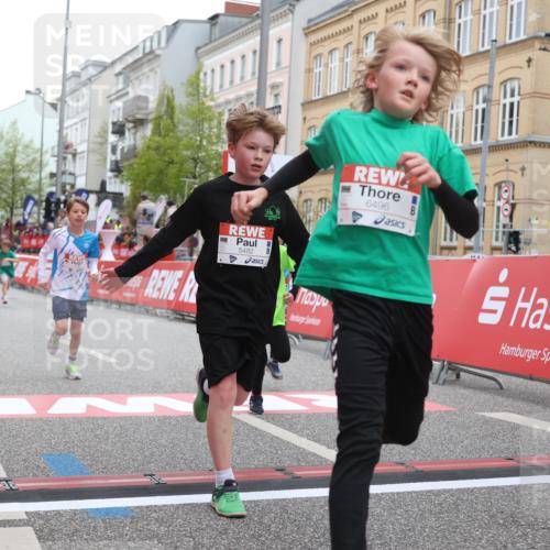 25.04.2026 - Das Zehntel Strokosch-Dieckow http://msf.ph/oto/9628089 25.04.2026 10:51:08 Ziel 5036, 5287, 5298, 5482, 5736, 6119, 6496, 6510, 6525, 6533, 6733, 7104, 7331, 7393, 7704 meine-sportfotos.de