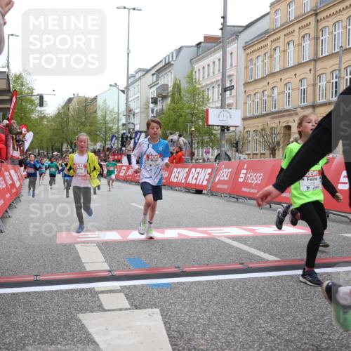 25.04.2026 - Das Zehntel Strokosch-Dieckow http://msf.ph/oto/9628150 25.04.2026 10:51:09 Ziel 5036, 5287, 5298, 5482, 5736, 6119, 6496, 6525, 6733, 7104, 7198, 7199, 7331, 7704 meine-sportfotos.de