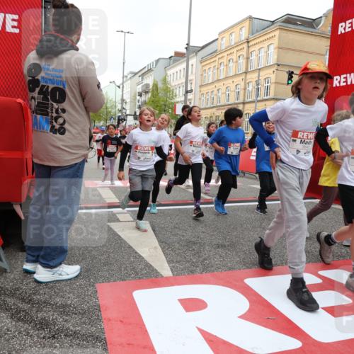 25.04.2026 - Das Zehntel Strokosch-Dieckow http://msf.ph/oto/9628155 25.04.2026 09:01:55 Ziel 1098, 1099, 1536, 1553, 1666, 1671, 1678, 1822, 1919, 2138, 2154, 2213, 2493, 2627, 2653, 2720, 2724, 2743, 2843, 2929, 3054, 3055, 3510, 3514, 3517, 3521, 3540, 3798, 3802, 3816, 3925, 4004 meine-sportfotos.de