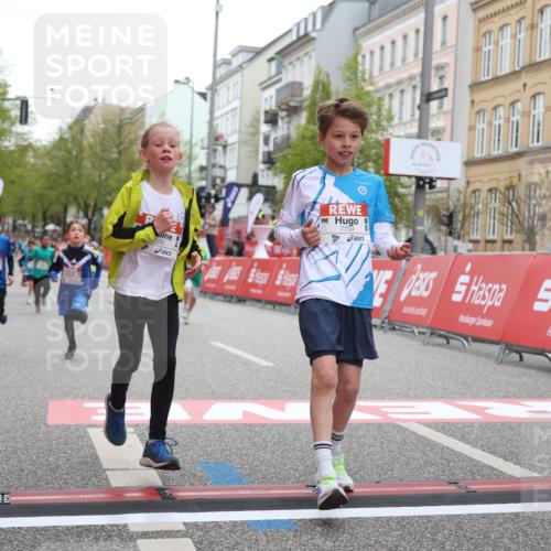 25.04.2026 - Das Zehntel Strokosch-Dieckow http://msf.ph/oto/9628176 25.04.2026 10:51:10 Ziel 5036, 5287, 5298, 5482, 5736, 6496, 6733, 7104, 7198, 7199, 7201, 7331, 7704, 7928 meine-sportfotos.de