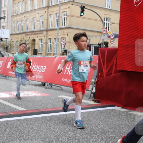 25.04.2026 - Das Zehntel Strokosch-Dieckow http://msf.ph/oto/9628288 25.04.2026 10:51:22 Ziel 5110, 5422, 5457, 5458, 5580, 5885, 6039, 6099, 6717, 6919, 7391, 7546, 7955 meine-sportfotos.de