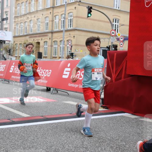 25.04.2026 - Das Zehntel Strokosch-Dieckow http://msf.ph/oto/9628296 25.04.2026 10:51:22 Ziel 5110, 5422, 5457, 5458, 5580, 5885, 6039, 6099, 6717, 6919, 7391, 7546, 7955 meine-sportfotos.de