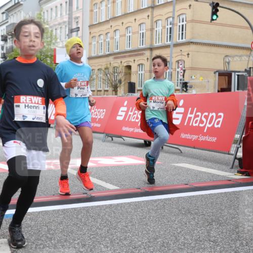 25.04.2026 - Das Zehntel Strokosch-Dieckow http://msf.ph/oto/9628348 25.04.2026 10:51:22 Ziel 5110, 5422, 5457, 5458, 5580, 5885, 6039, 6099, 6717, 6919, 7391, 7546, 7955 meine-sportfotos.de