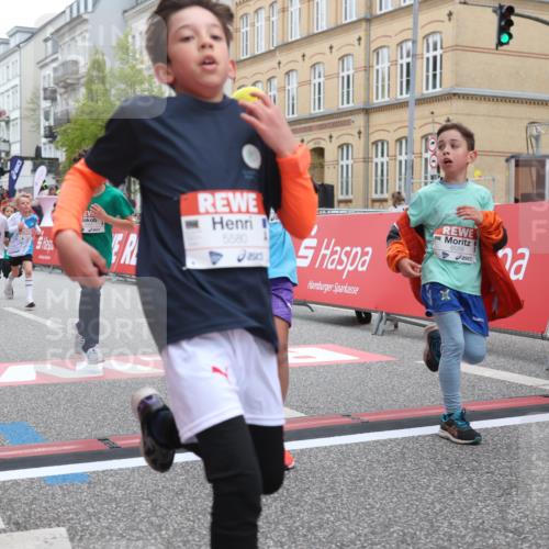 25.04.2026 - Das Zehntel Strokosch-Dieckow http://msf.ph/oto/9628370 25.04.2026 10:51:22 Ziel 5110, 5422, 5457, 5458, 5580, 5885, 6039, 6099, 6717, 6919, 7391, 7546, 7955 meine-sportfotos.de