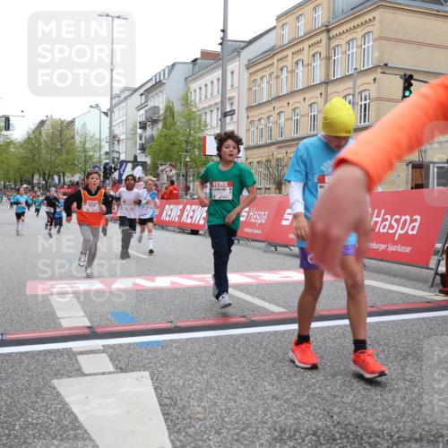 25.04.2026 - Das Zehntel Strokosch-Dieckow http://msf.ph/oto/9628464 25.04.2026 10:51:23 Ziel 5110, 5457, 5481, 5566, 5572, 5580, 5885, 6039, 6099, 6717, 6919, 7391, 7546, 7955, 7968 meine-sportfotos.de