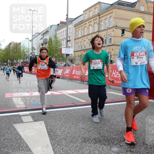 25.04.2026 - Das Zehntel Strokosch-Dieckow http://msf.ph/oto/9628537 25.04.2026 10:51:24 Ziel 5110, 5481, 5566, 5572, 5580, 5885, 6039, 6099, 6910, 6919, 7391, 7546, 7725, 7955, 7968 meine-sportfotos.de